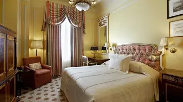 HOTEL GRANDE BRETAGNE