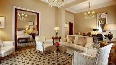 HOTEL GRANDE BRETAGNE
