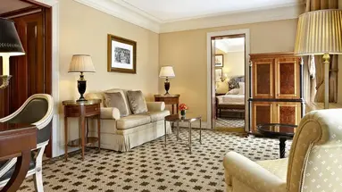 HOTEL GRANDE BRETAGNE