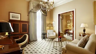 HOTEL GRANDE BRETAGNE
