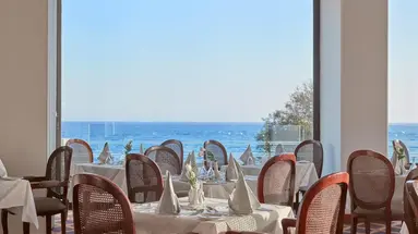 HOTEL GRECIAN BAY