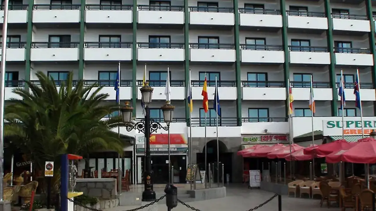 Hotel Green Field