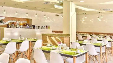 Hotel GRIFID Foresta