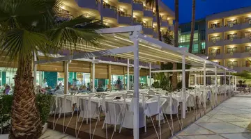 HOTEL H10 CAMBRILS PLAYA
