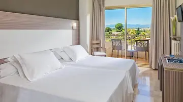 HOTEL H10 CAMBRILS PLAYA