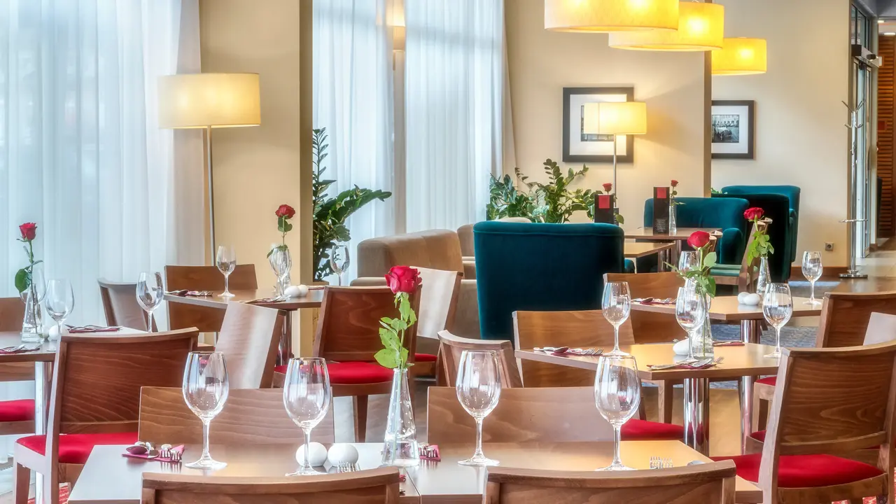 Hotel Hampton by Hilton