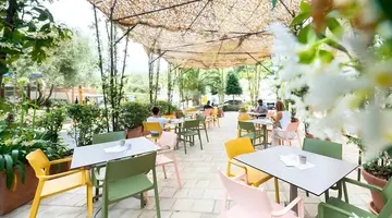 Hotel Harmonia by Dukley