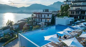 Hotel Harmonia by Dukley