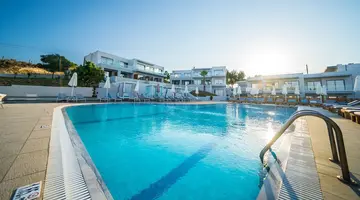 Hotel Harmony Crest Resort