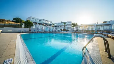Hotel Harmony Crest Resort