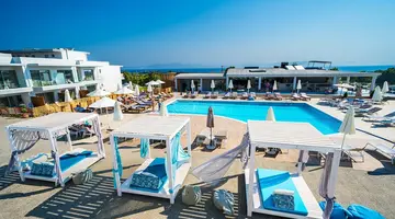 Hotel Harmony Crest Resort