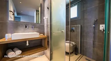 Hotel Harmony Crest Resort