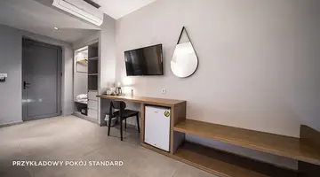 Hotel Harmony Crest Resort