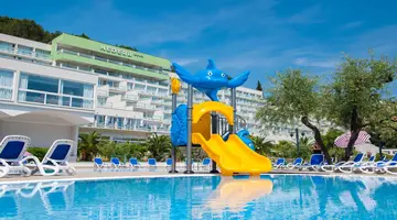 HOTEL HEDERA****
