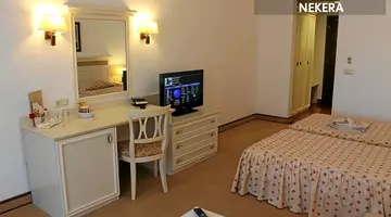Hotel Helena Sands