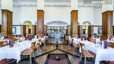 Hotel Helena Sands
