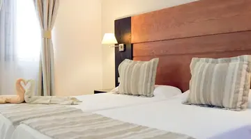 Hotel HL Miraflor Suites