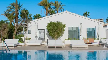 Hotel HL Miraflor Suites