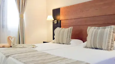 Hotel HL Miraflor Suites