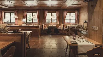 Hotel Hofgut Sternen (Win