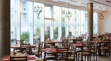 HOTEL HORIZONT