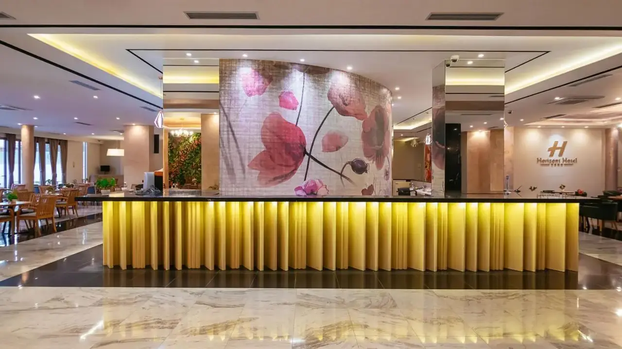 HOTEL HORIZONT