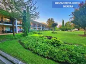 Hotel Hrizantema