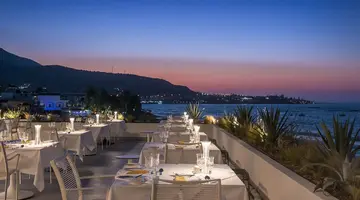 Hotel I-Resort