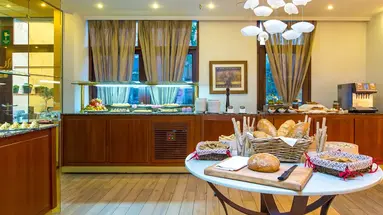 Hotel Ideon
