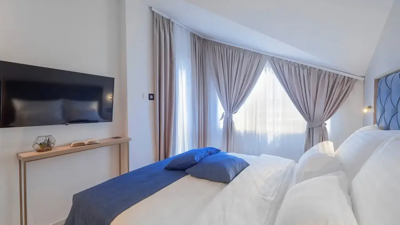 HOTEL IDILA BY AYCON