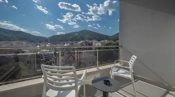 Hotel Idila