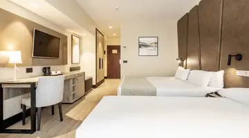 Hotel ILUNION Malaga