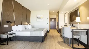 Hotel ILUNION Malaga