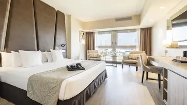 Hotel ILUNION Malaga
