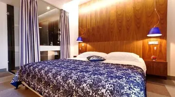 Hotel IN