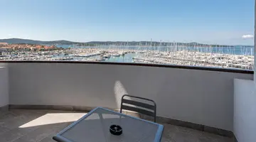 Hotel IN
