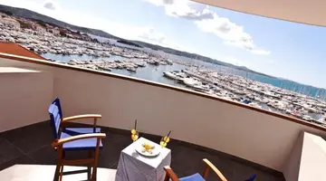 Hotel IN