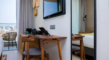 Hotel Indigo Larnaca (Adults Only 18+)
