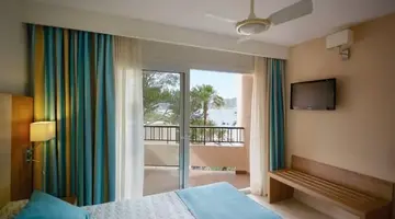 Hotel Invisa Club Cala Blanca