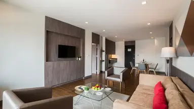 HOTEL J INSPIRED