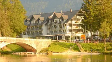Hotel Jezero