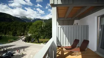 Hotel Jezero