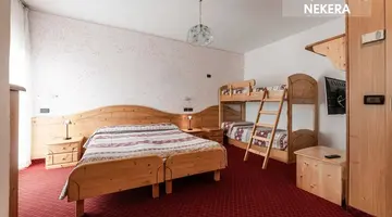 HOTEL JOB GARDEN AND SPA