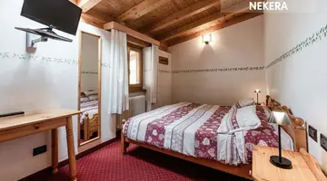 HOTEL JOB GARDEN AND SPA