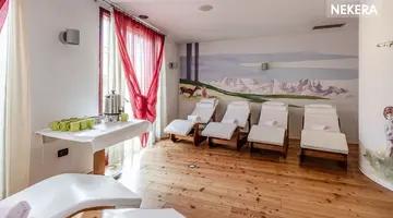 HOTEL JOB GARDEN AND SPA
