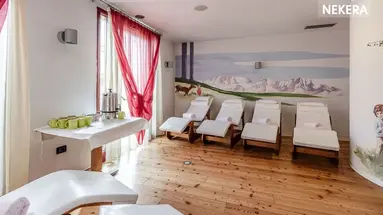 HOTEL JOB GARDEN AND SPA