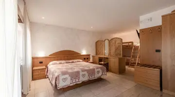 Hotel Job - Garden & SPA