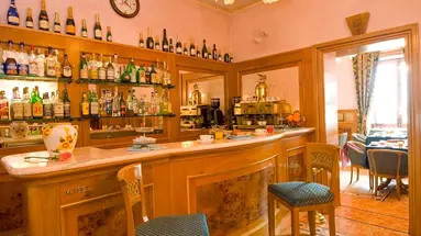 Hotel Joli
