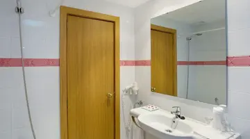 HOTEL JS MIRAMAR