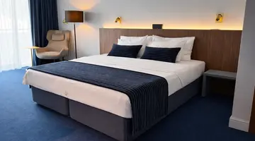 HOTEL KADMO BY AYCON